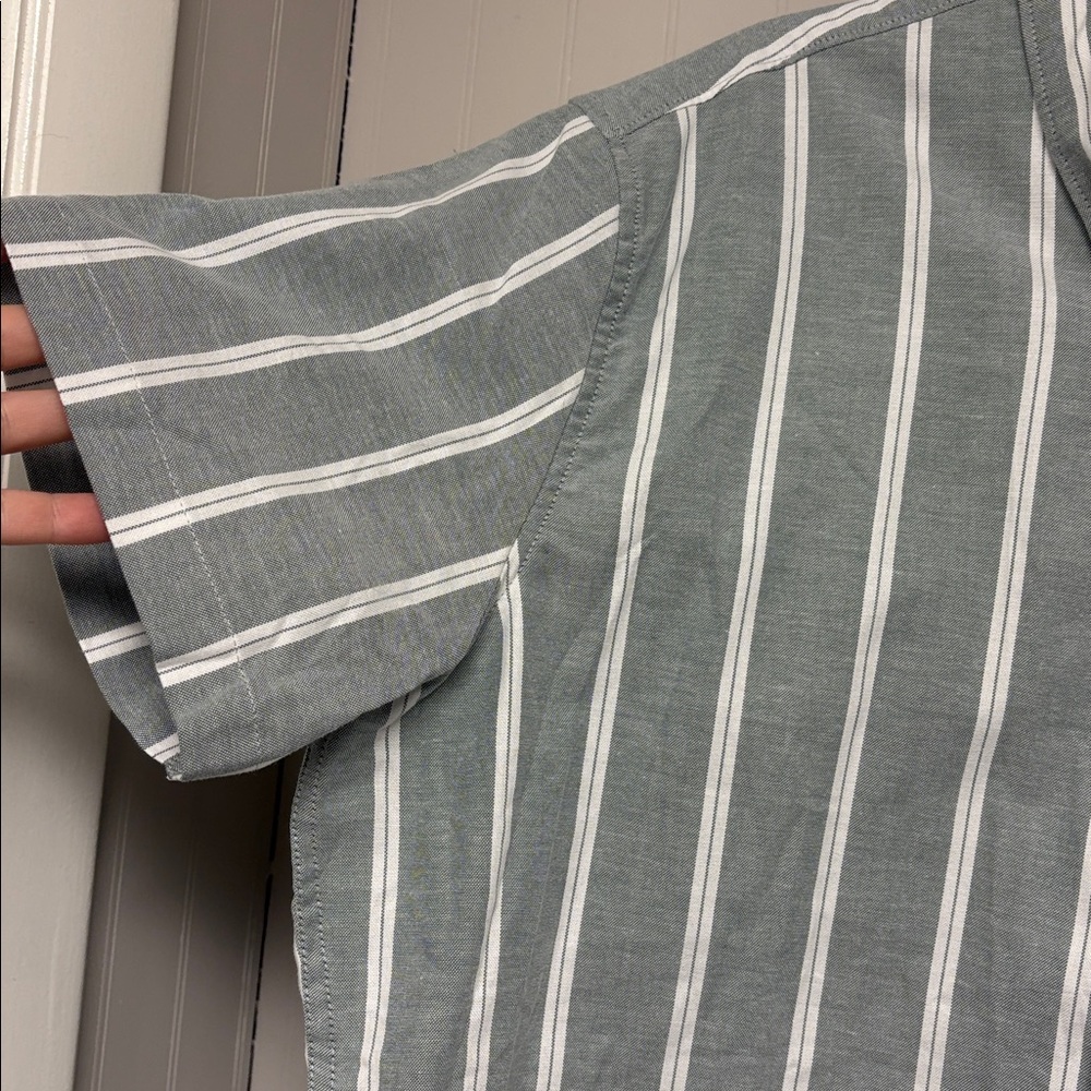 NWT Sonoma Button Down Shirt - Picture 2 of 10